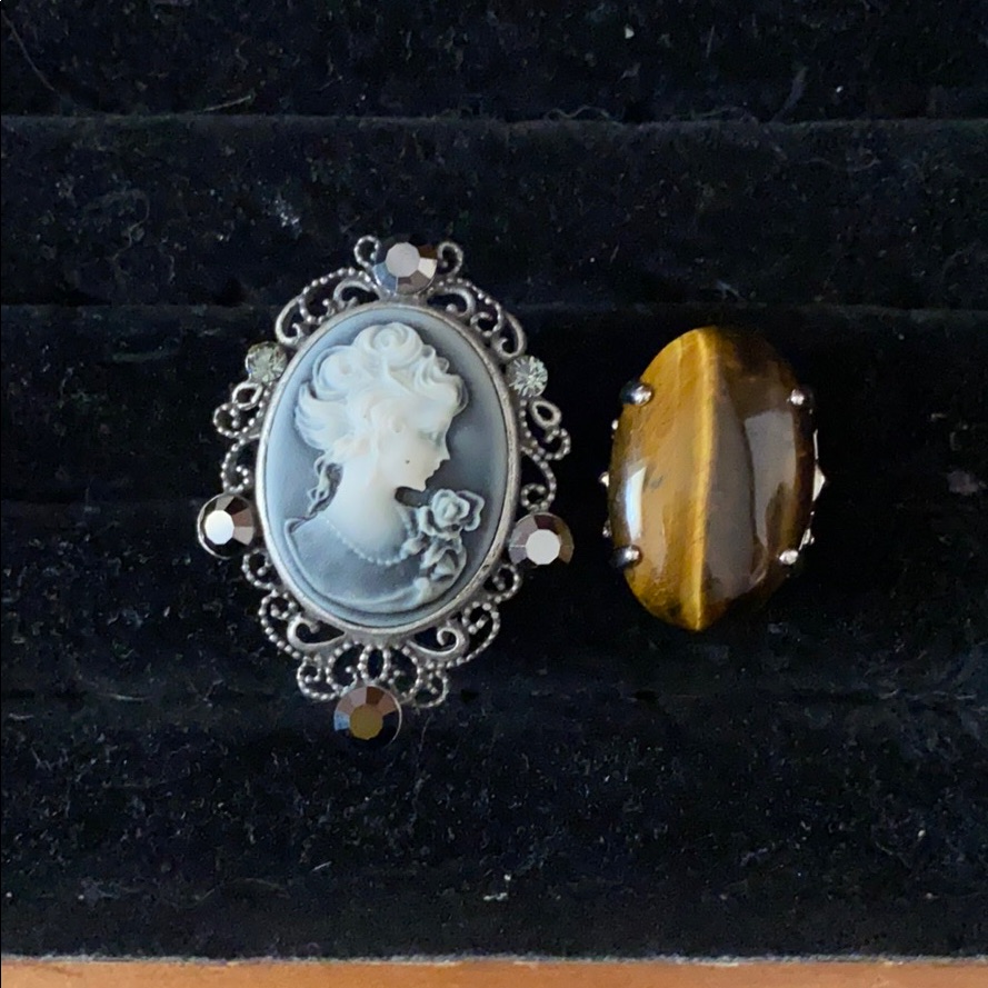 Two Adjustable Rings